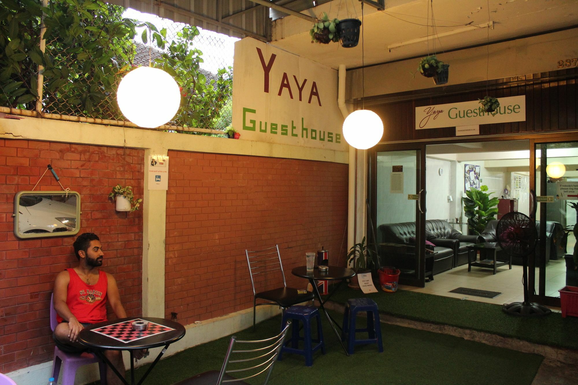 Yaya Guesthouse Bangkok Eksteriør billede