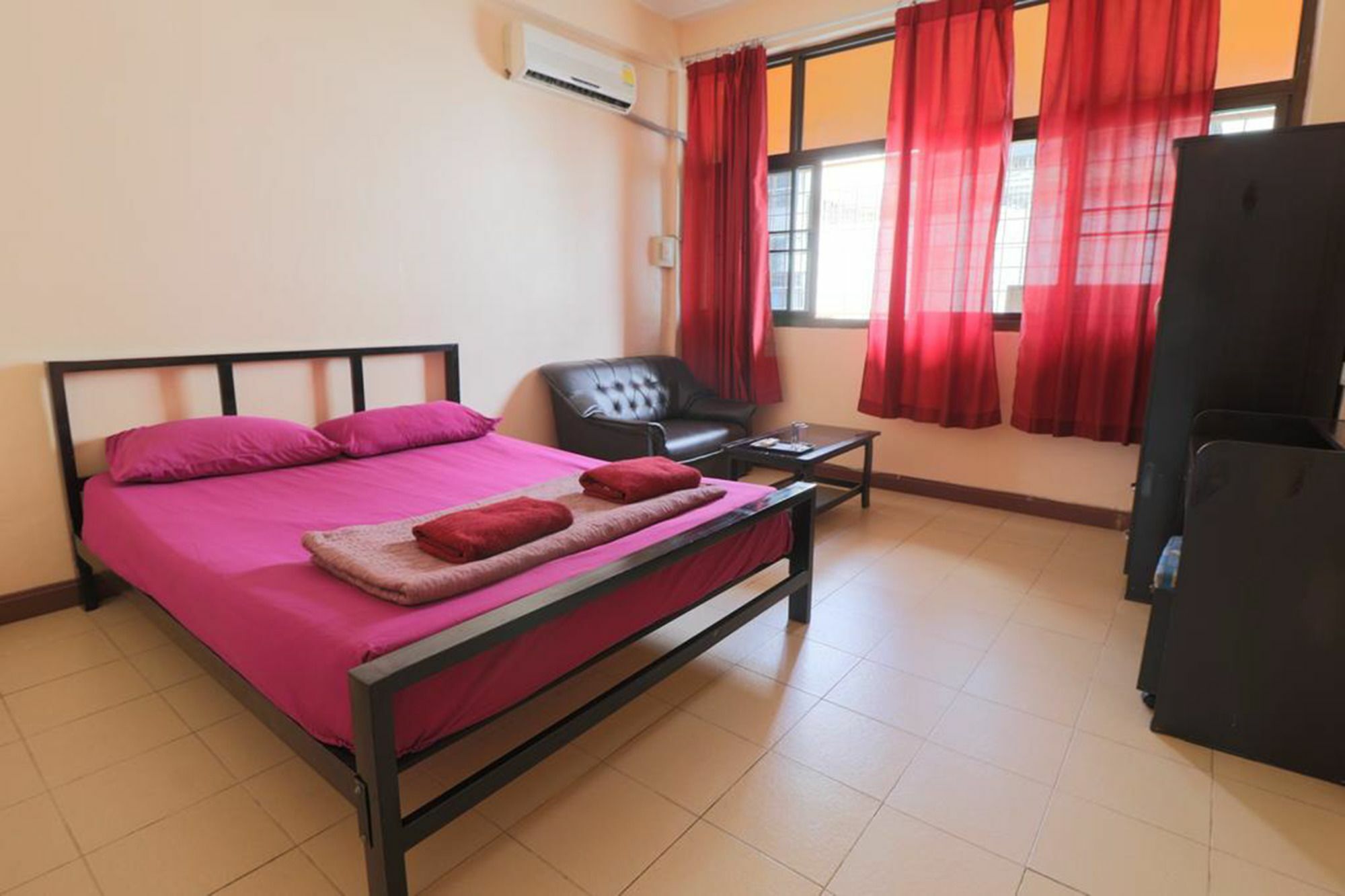 Yaya Guesthouse Bangkok Eksteriør billede